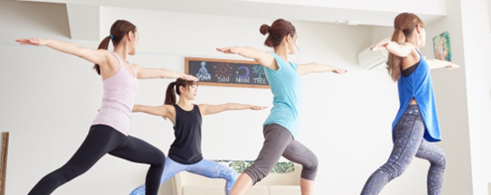 ヨガレッスン（2〜3名）